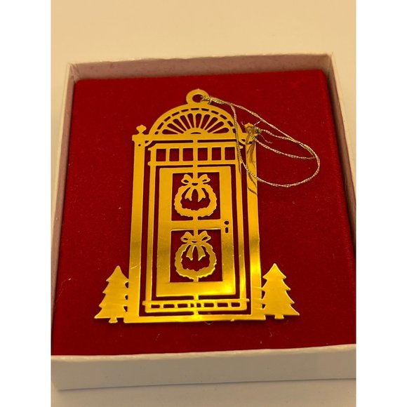 Vintage Tammy Trim 24K Gold Ornament Christmas 1981 Wreath Door Church Tree - Picture 2 of 5